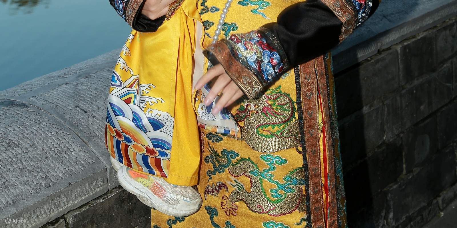 베이징 시대극 체험 촬영 [의상 선택 + 정교한 메이크업 + 전문 사진작가 촬영]